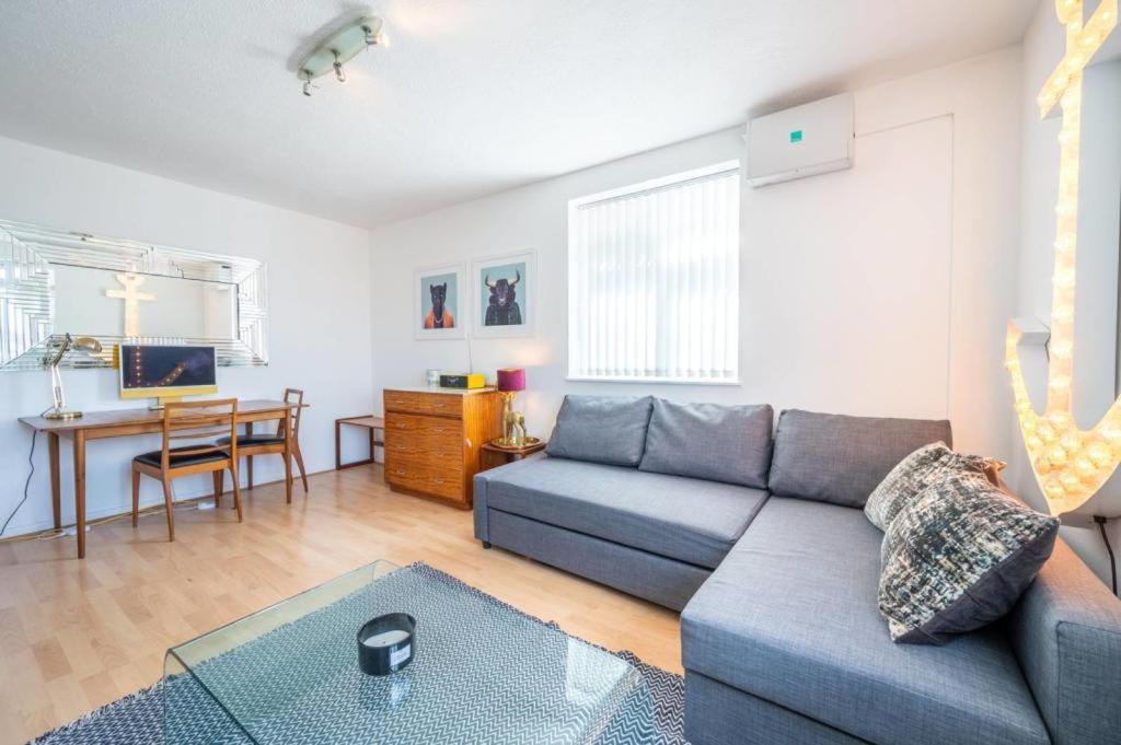 Flat 13 Lägenhet London Exteriör bild